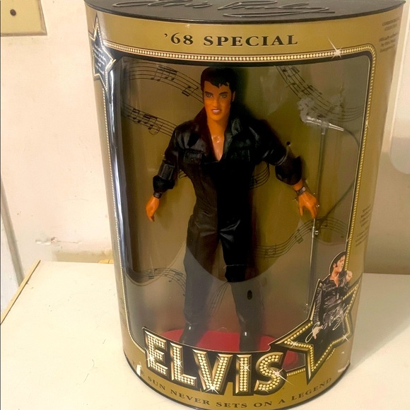 Elvis '68 Special Collectible Figure